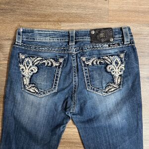 Miss Me Jeans White Leather Bling Fleur de Lis Embellished Pockets